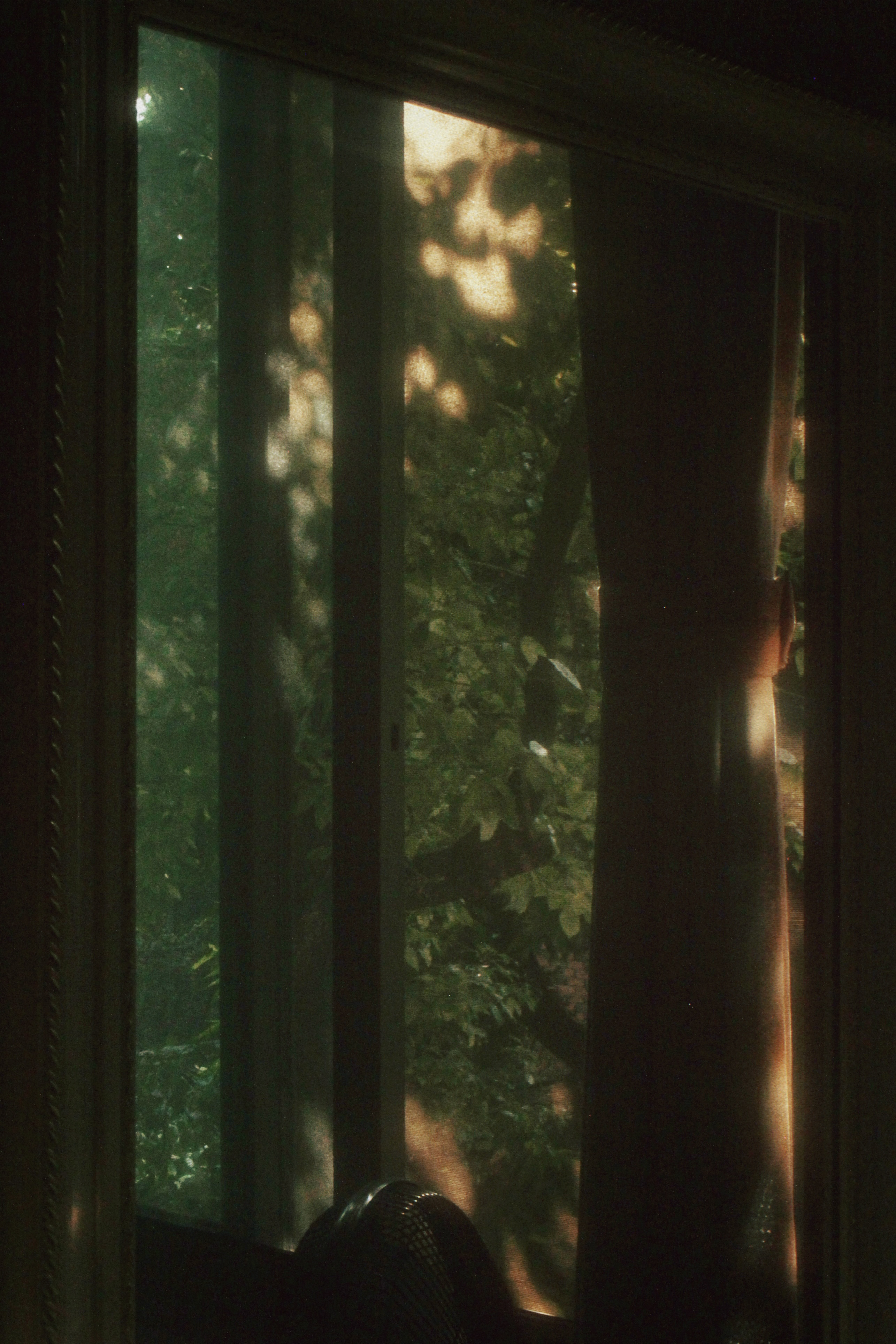 隙光 — 中国 · 重庆